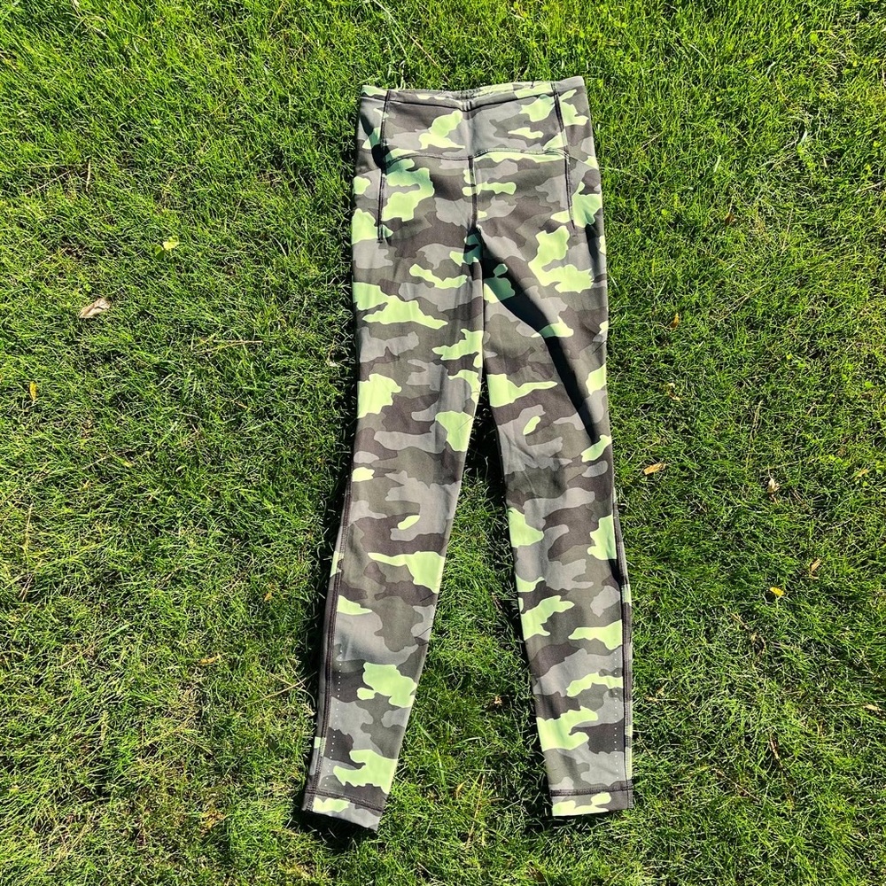 Lululemon Swift Speed High-Rise Tight 28" - Picture 6 of 11